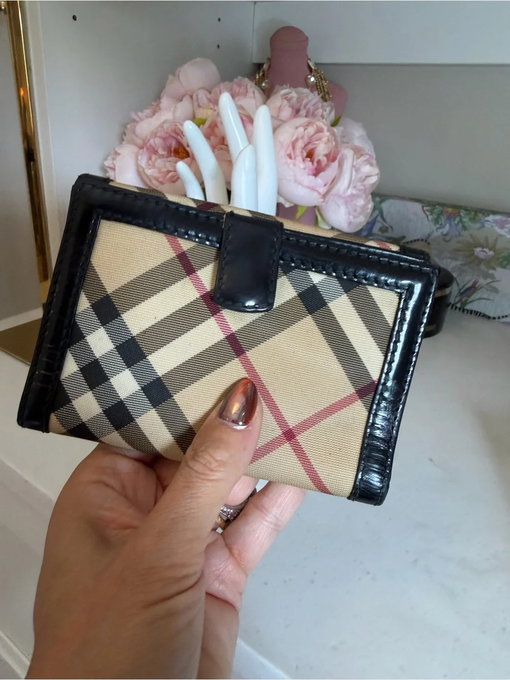 Burberry classic plaid